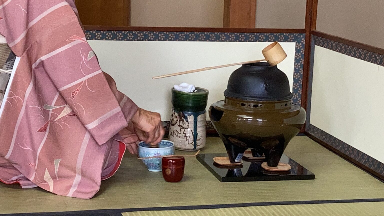立礼式 お茶席のお点前【動画あり】 （イベントとしてのお茶席） – ゆめおい日記